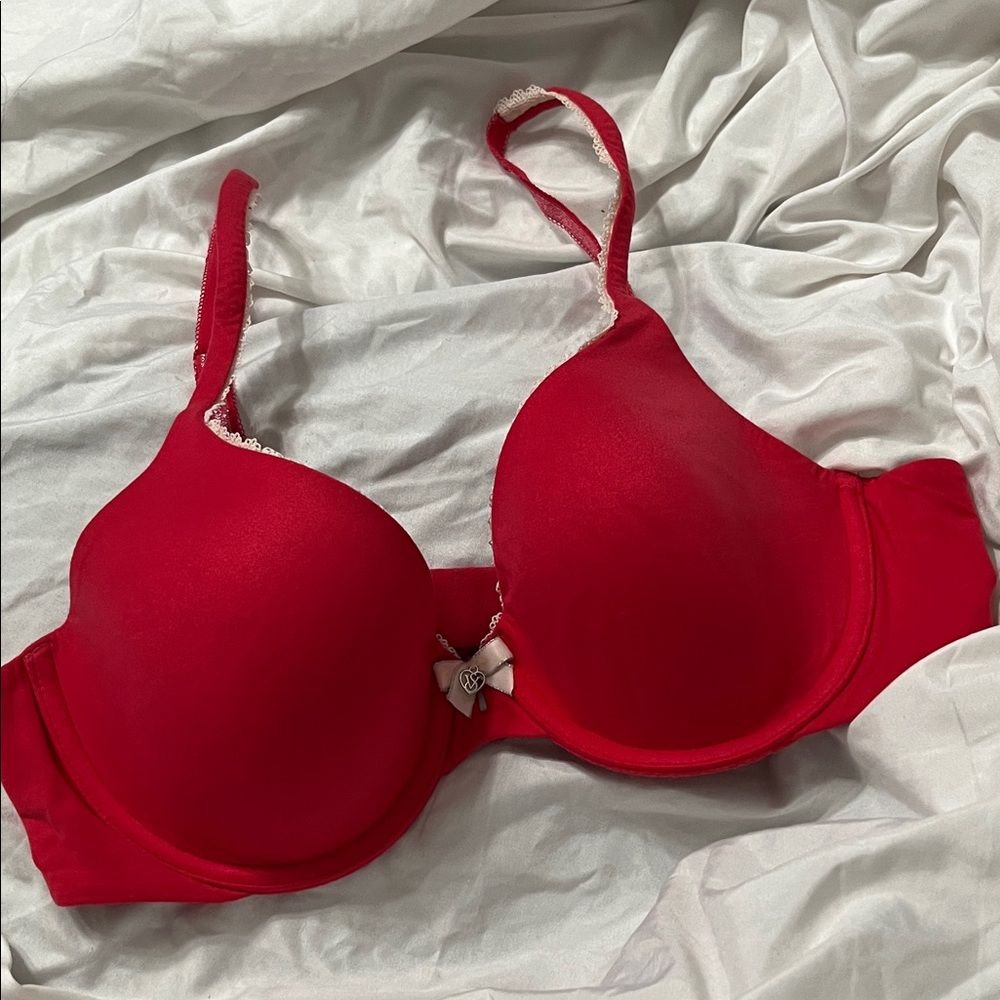 Elegant Red Women's Bra